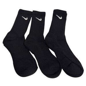 Nike Crew Socks Black 3 Pair Ribbed Swoosh Athletic Medium Activewear NEW